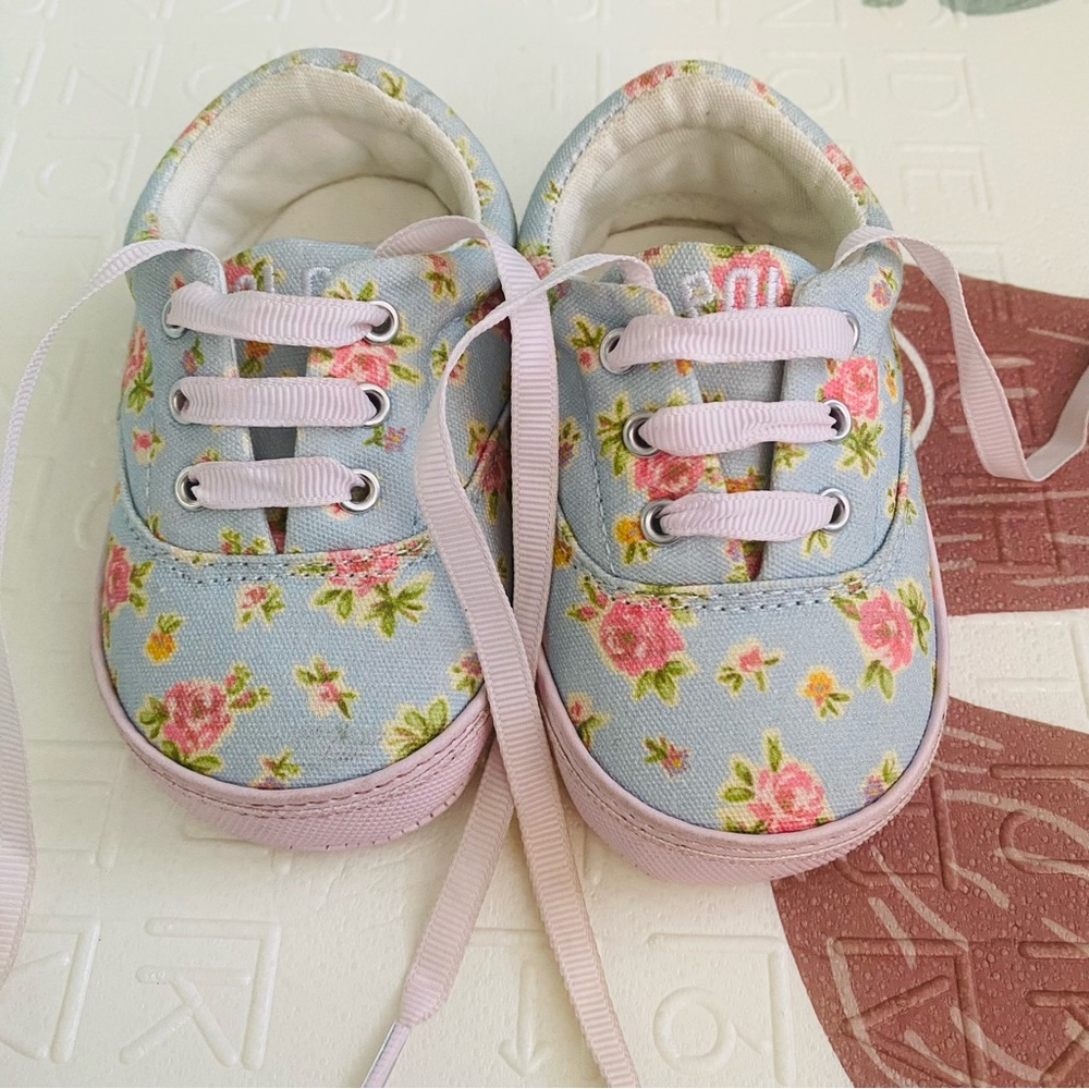 Ralph Lauren Polo Light Blue and Pink Floral Canvas Baby Shoes size 3 GUC - Picture 6 of 12